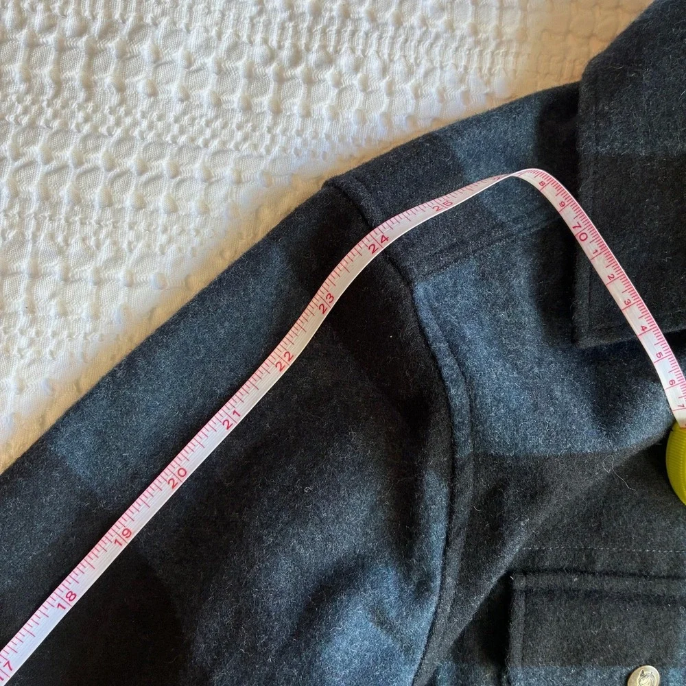 Fjallraven Canada Shirt Women XS Navy Black Plaid Wool Blend Flannel Button Up - Picture 15 of 15